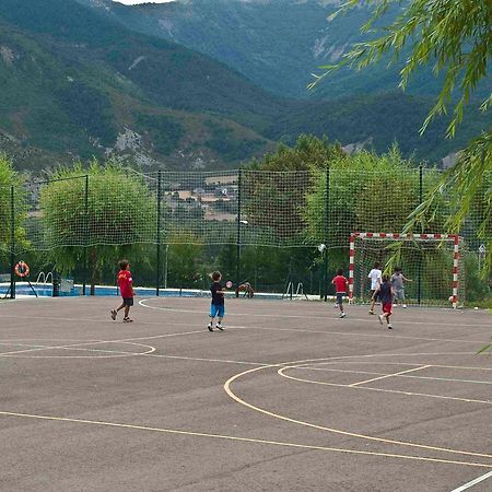 Camping Valle De Tena Sabinanigo Ngoại thất bức ảnh