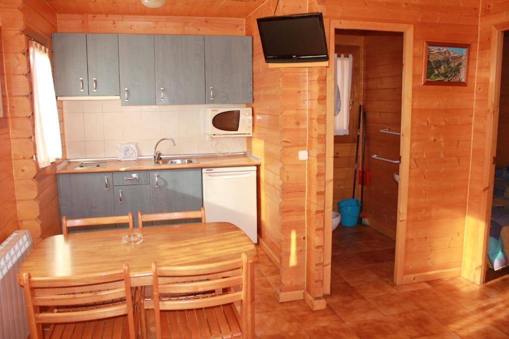 Camping Valle De Tena Sabinanigo Phòng bức ảnh