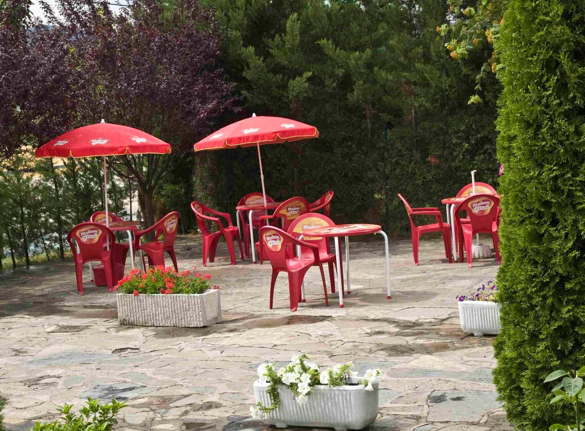 Camping Valle De Tena Sabinanigo Ngoại thất bức ảnh