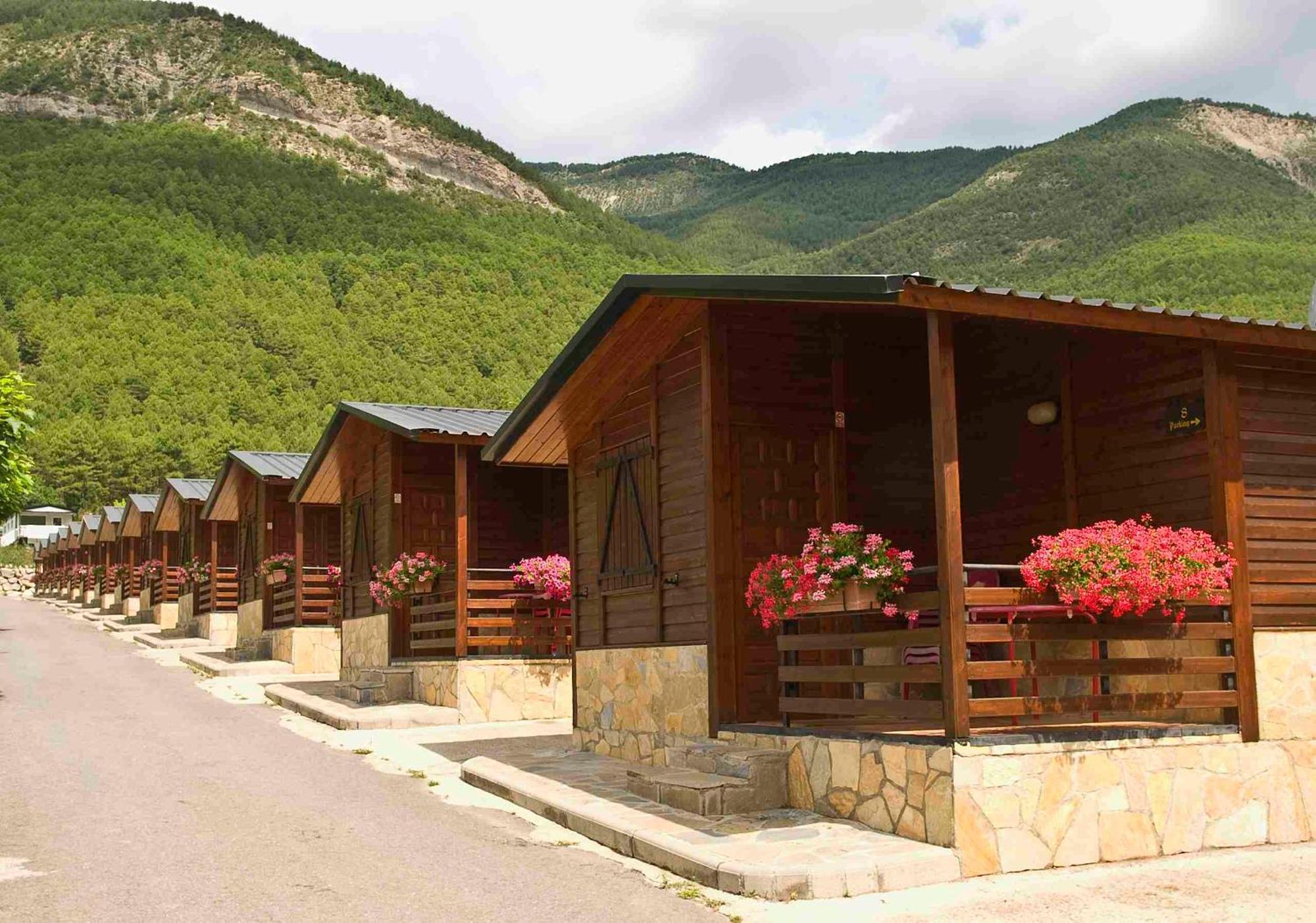 Camping Valle De Tena Sabinanigo Ngoại thất bức ảnh